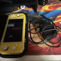 さ*こ様 Nintendo Switch Lite イエロー 充電器付き