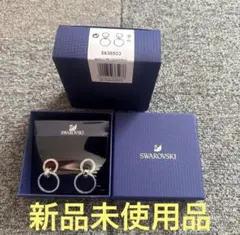 新品未使用品　SWAROVSKI Dextera フープピアス ホワイト