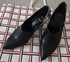 【美品】MANA 深履きパンプス　黒本革×スネーク柄　ロングセラーデザインのサムネイル
