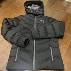 美品 PUMA フード付きダウンジャケット 黒　Lサイズ