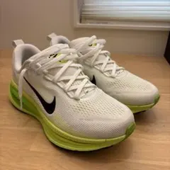 NIKE ボメロ18 ホワイト/イエロー　26.0cmのサムネイル