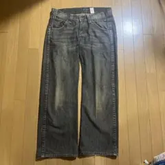 TRUE RELIGIONダメージ加工ダークグレー フレアパンツ - メルカリ