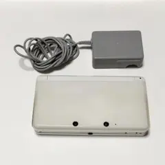 よ*）様 ニンテンドー3DS ホワイト 本体 ACアダプター