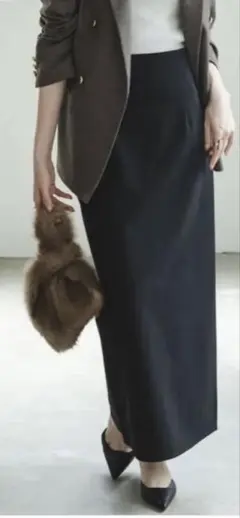 noble コンフォートジャージーライクタイトスカート