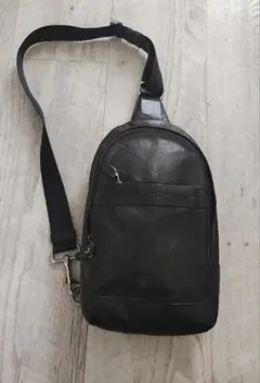 COACH　メンズ　 ボディバッグ ブラック レザー ナイロン