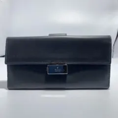 良品　GUCCI 黒 レザー 長財布 フラップ式　ロゴプレート