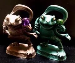 カプセルトイ「ART IN GASHAPON カエルの金剛力士像」（天然石付き）のサムネイル