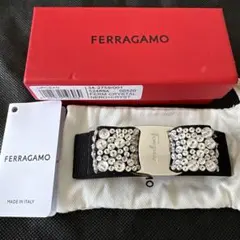 新品未使用　フェラガモバレッタ　クリスタルのサムネイル