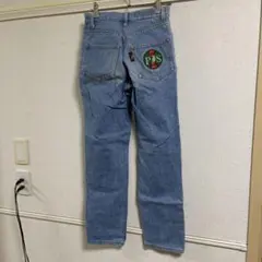 Item thumbnail for item 37b006da-bd45-410c-a80f-786ab51850f2