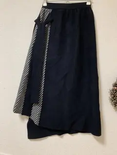 変形ニットスカート