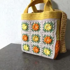 【ハンドメイド】お花モチーフ編みバック ショルダーバック グラニースクエア