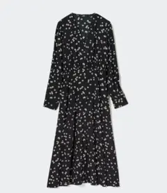 ユニクロ 花柄 プリント Vネック フレアワンピース