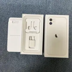 Apple iPhone 11 ホワイト 箱 付属品 イヤホン AC 取説など - メルカリ