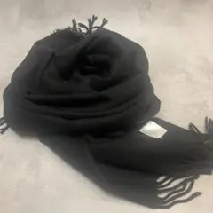 アーバンリサーチ黒のフリンジ付きストール