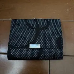 折り財布