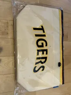 Joshin限定　TIGERS ロゴ バッグ