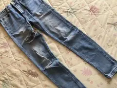 グレイル　サイドカットダメージデニム