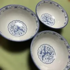 どんぶり ラーメン鉢　中華鉢　青と白の模様が入った鳳凰　ラーメンどんぶり３個