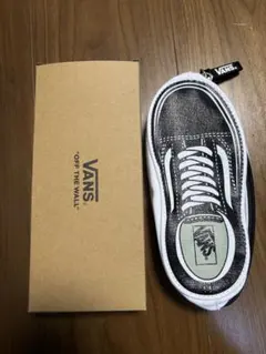 Item thumbnail for item 6e25cec2-5bbd-417d-a285-bd708dfd0d6c