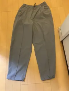 【美品】ファミマ　ジョーガーパンツ　グレー　M ナイロン