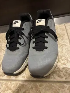 Nike AIR スニーカー グレー　ナイキ