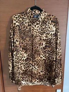 HARE ヒョウ柄 シルク風 長袖シャツ