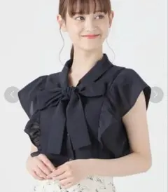 ハニーズ　Honeys ボウタイフリルブラウス