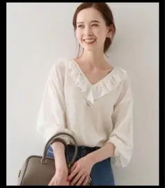美品 26SS SLOBE IENA レースフリルVネックブラウス - メルカリ