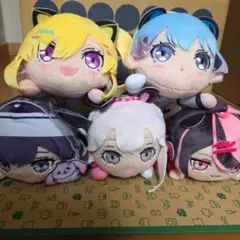 プロセカ 愛莉 ぬいぐるみ 寝そべり プライズ 一番くじ - メルカリ