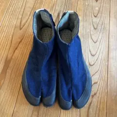 Item thumbnail for item e584439f-cddb-4c46-ba7a-56886cd3bd0d