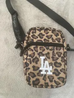 MLB Los Angeles Dodgers ショルダーバッグ レオパードのサムネイル