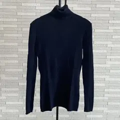 ユニクロ　メリノリブタートルネックセーター