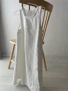 zara 148サイズ　新品ホワイト ノースリーブ ワンピースのサムネイル
