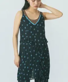 【美品】 ROSEBUD FLOWER PRINT DRESS チュニックのサムネイル