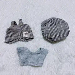 ★LABUBU 服 17cm ラブブ ぬい服 チェック サロペット ベレー帽