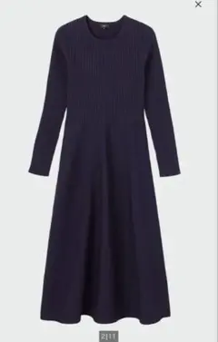 美品　プラステ　ホールガーメントワンピース　ネイビー ニットワンピース フレア