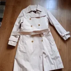 ピンクベージュ ダブルブレスト トレンチコート