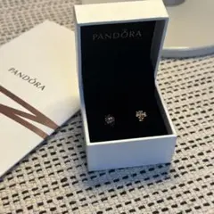 PANDORA ピアス てんとう虫 クローバー モチーフのサムネイル