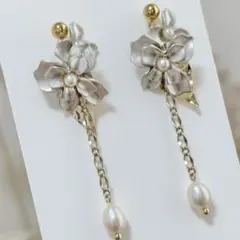 淡水パール×フラワーデザインピアスサージカルステンレス