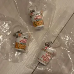 カップヌードル　めじるしアクセサリー　カップヌードル　ラクサ