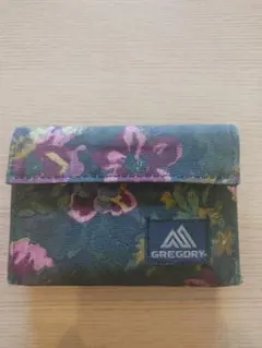 最終価格　GREGORY 三つ折り財布 花柄 ウォレットのサムネイル