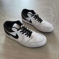 NIKE AIR JORDAN 1 LOW ホワイト ブラック