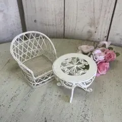 ミニチュア家具セット アイアン白い椅子とテーブル