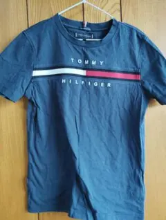 TOMMY HILFIGER ネイビー Tシャツ 140