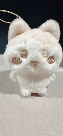ちいかわ　ぬいぱれっと　ミルクいろぬいぐるみ　ハチワレ