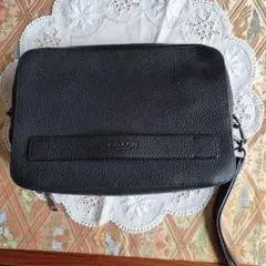 COACH ブラック レザー クラッチバッグ
