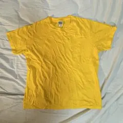 黄色いTシャツ