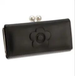 極美品 MARY QUANT エンボスデイジーパール パース がま口 長財布 黒