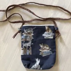猫　スマホショルダー　ポーチ　バッグ　ハンドメイド