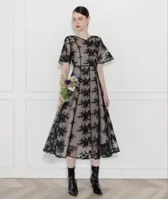 LEJA】チュールパイピングリーフベルトAラインワンピースドレス - メルカリ